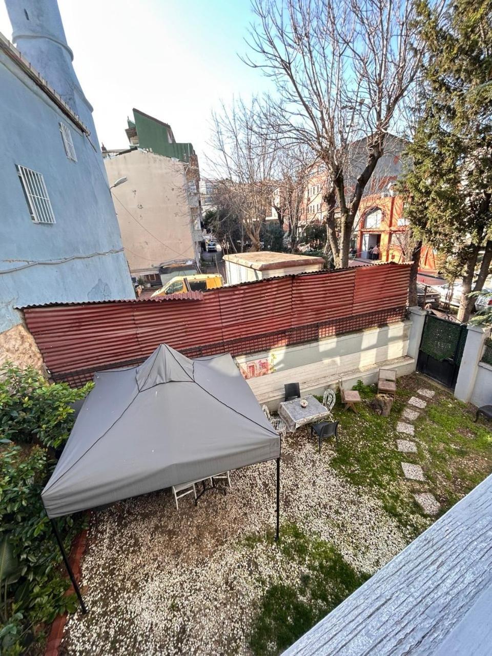 Gen Plus Istanbul Exteriör bild